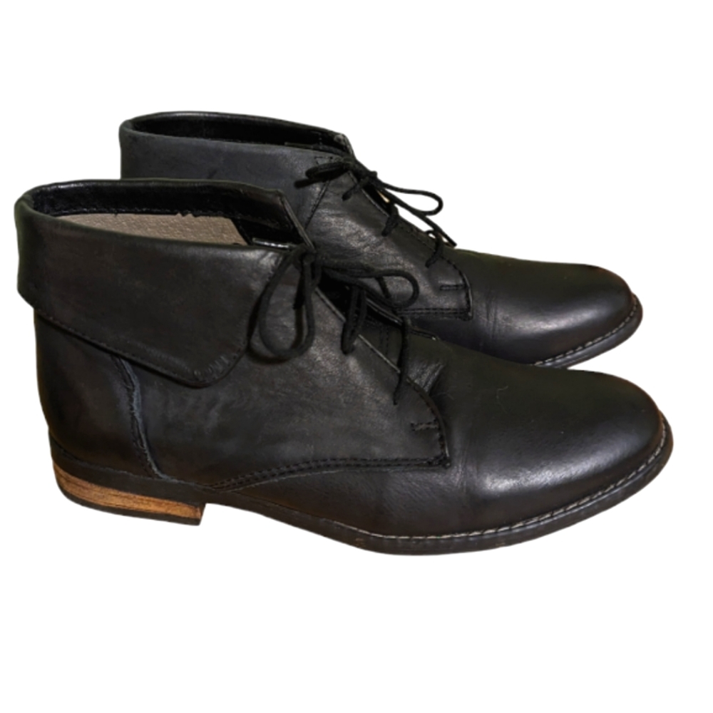 Steve Madden Leather Boots